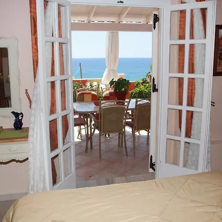 Aristotelis-nikos Paramonas Apartment